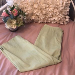 Capri Pants pastel green sz6